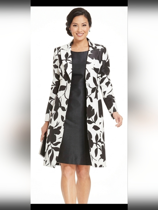 Le Suit Jackets & Blazers - NWOT Le Suit Black and Off White Floral Long Coat Size 14